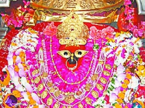 Navratri will touch the mother's stage restricted